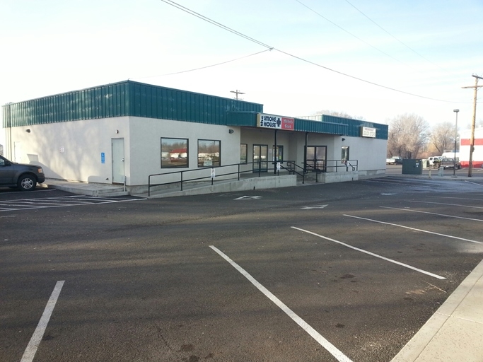 Primary Photo Of 1350-1370 NE 3rd St, Prineville Storefront Retail Office For Lease