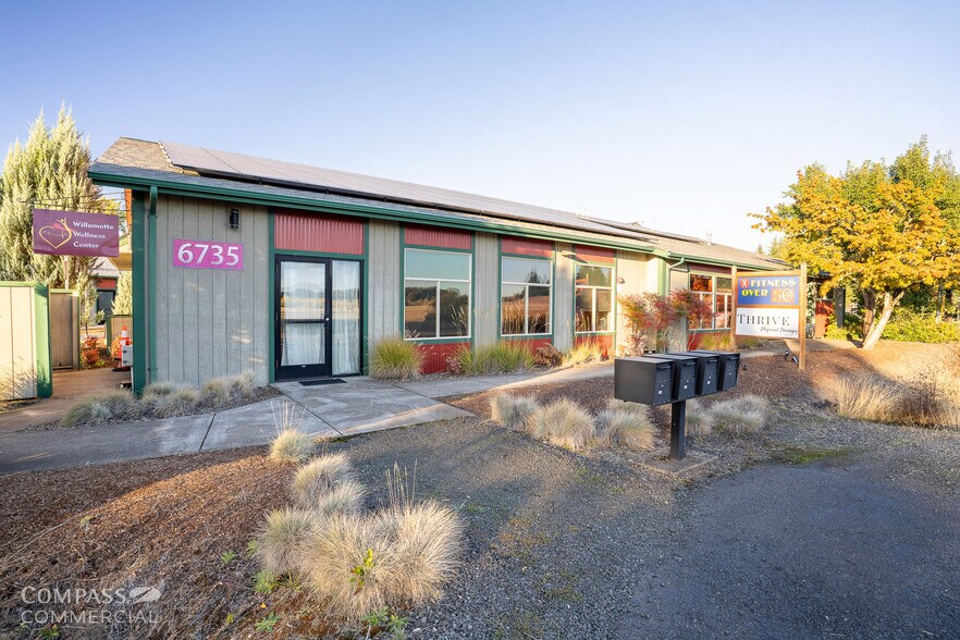 More Photos Of 6735 SW Country Club Dr, Corvallis General Retail For Sale