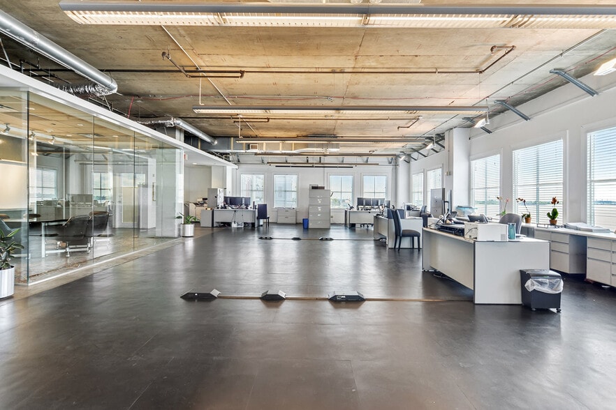 More Photos Of 600 Decatur St, New Orleans Unknown For Lease