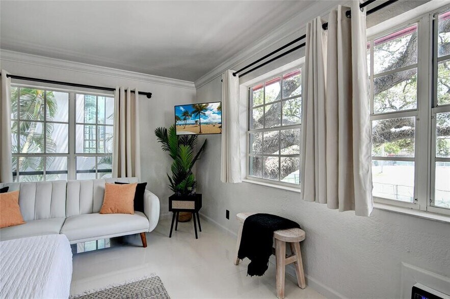 More Photos Of 1007 SE 2nd Ct, Fort Lauderdale Apartments For Sale