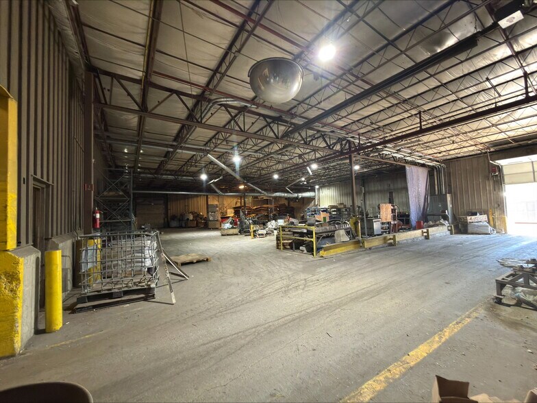More Photos Of 232 W Pearl St, Jonesboro Industrial For Sale