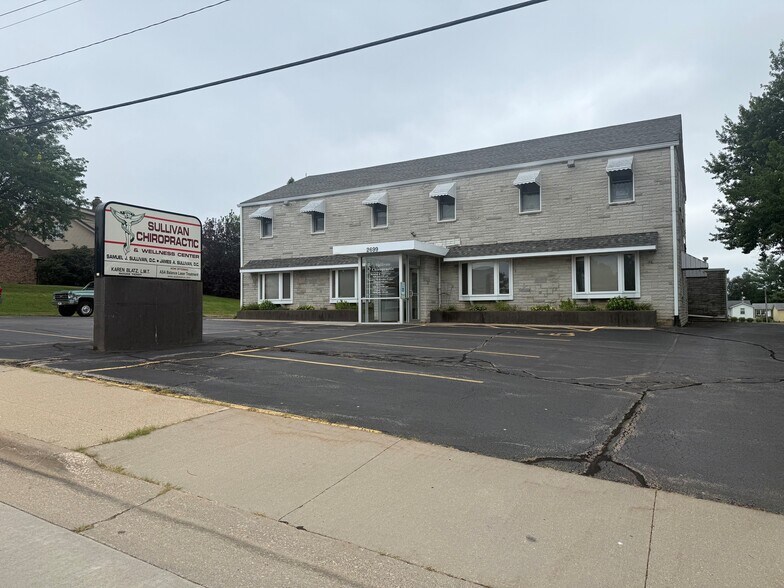 More Photos Of 2699 John F Kennedy Rd, Dubuque Coworking Space