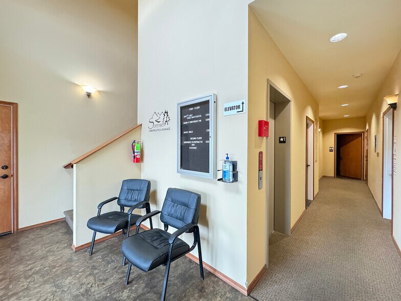 More Photos Of 534 N 5th Ave, Sequim Medical For Sale