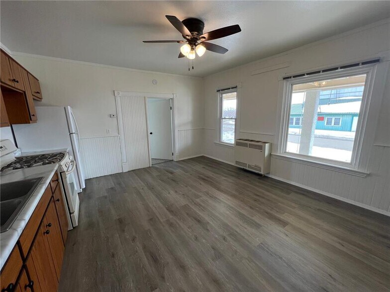More Photos Of 81 Linden Ave W, Kimball Apartments For Sale