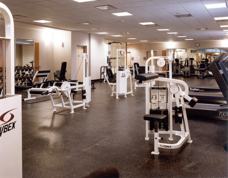 More Photos Of 360 Hamilton Ave, White Plains Office For Lease