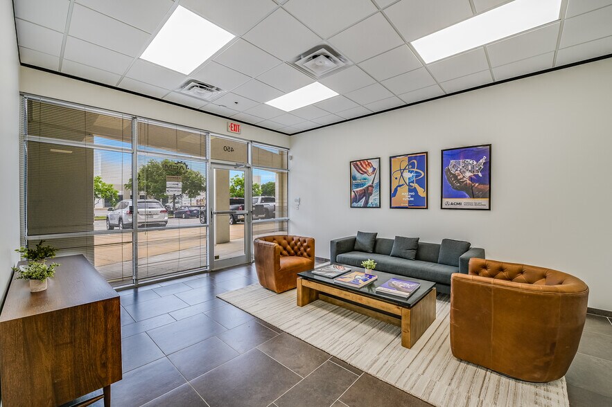 Primary Photo Of 1340 Airport Commerce Dr, Austin Warehouse For Lease