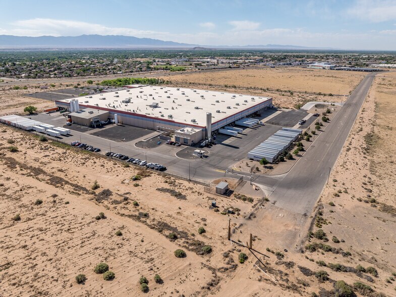 More Photos Of 1300 Desert Willow Rd, Los Lunas Manufacturing For Sale