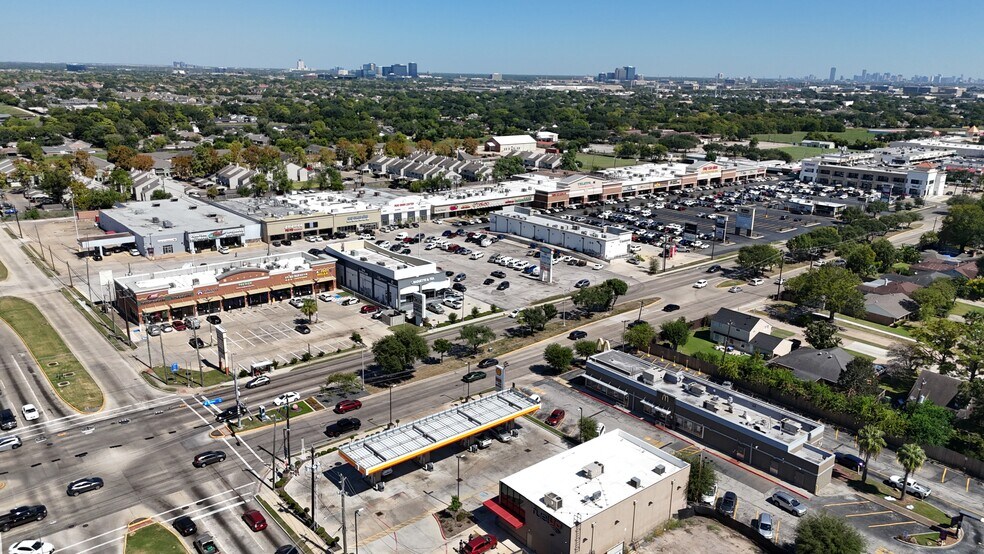 More Photos Of 11810 Bellaire Blvd, Houston Land For Lease