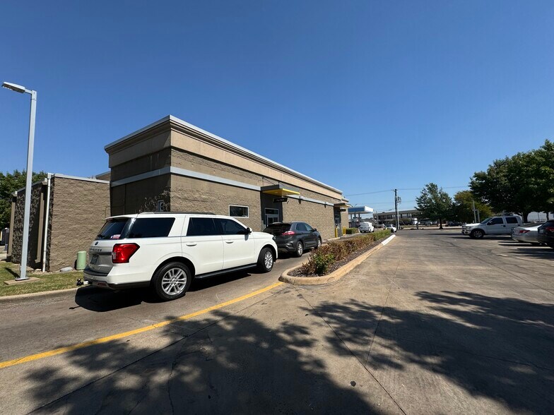 2198 E Arapaho Rd, Richardson, TX 75081 Retail For Lease