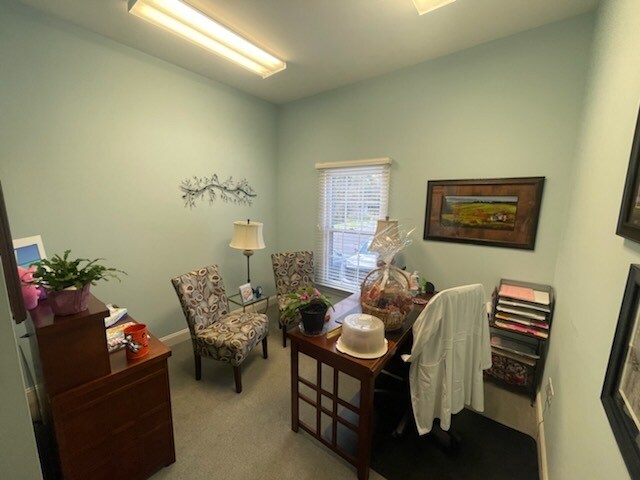 More Photos Of 5100 Bernard Dr, Roanoke Medical For Sale