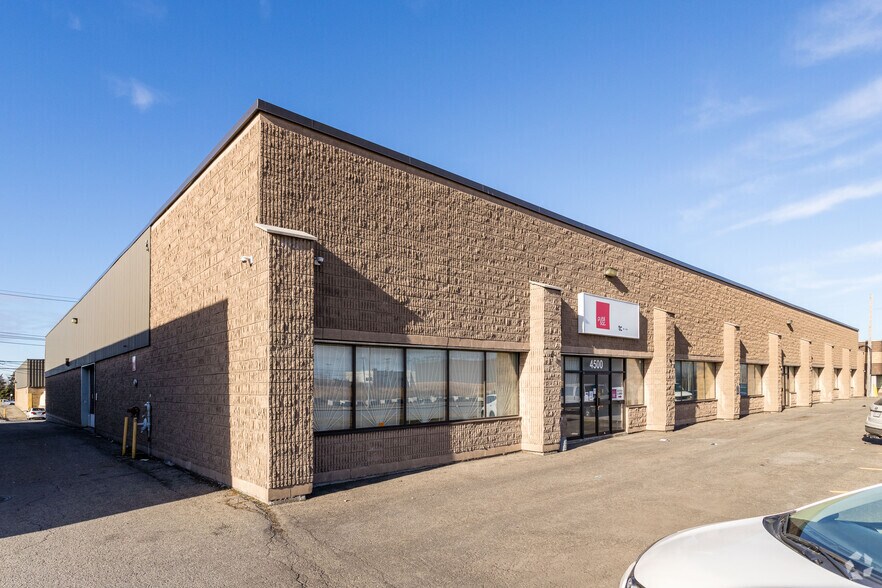Primary Photo Of 4500-4520 Rue Garand, Montréal Warehouse For Lease
