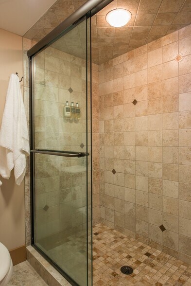 More Photos Of 399 Depot St, Proctorsville Hospitality For Sale