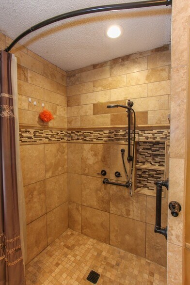 More Photos Of 1201 E 11th Pl, Big Spring Specialty For Sale
