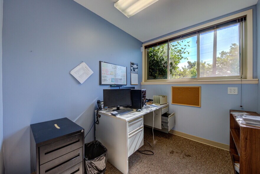 More Photos Of 800 N 42nd Ave, Minneapolis Medical For Lease