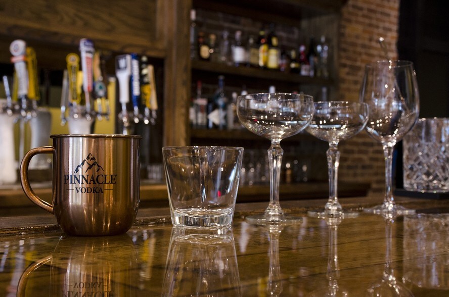 More Photos Of 217 N 5th St, Hartsville Restaurant For Sale