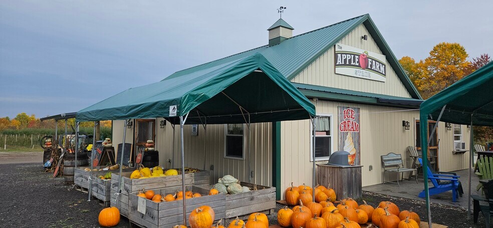 More Photos Of 5630 Norris Rd, North Rose General Retail For Sale