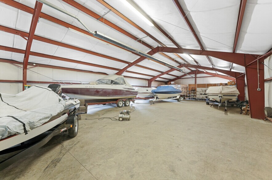 More Photos Of 490 Fort Martin Rd, Maidsville Flex For Sale
