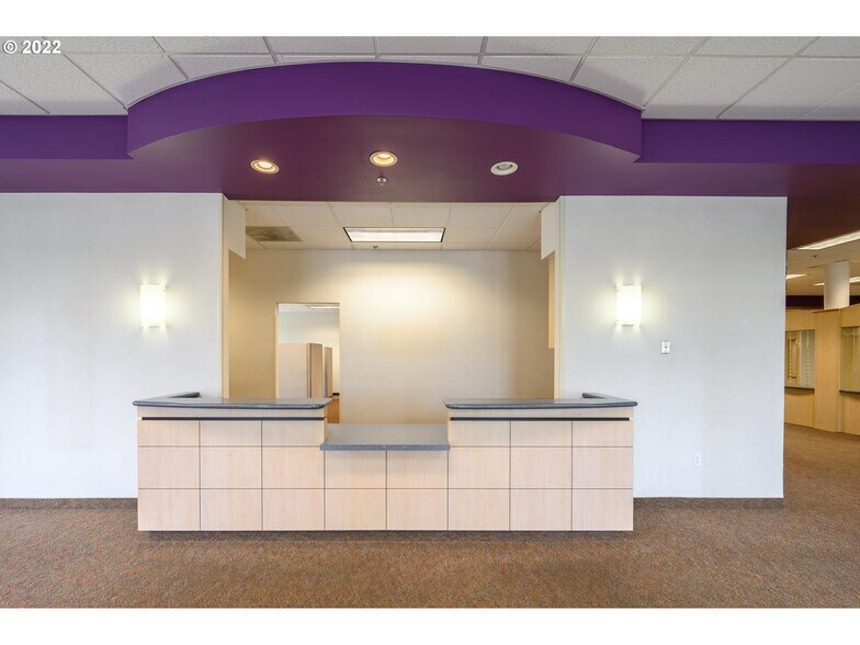 More Photos Of 375 SE Norton Ln, Mcminnville Medical For Lease