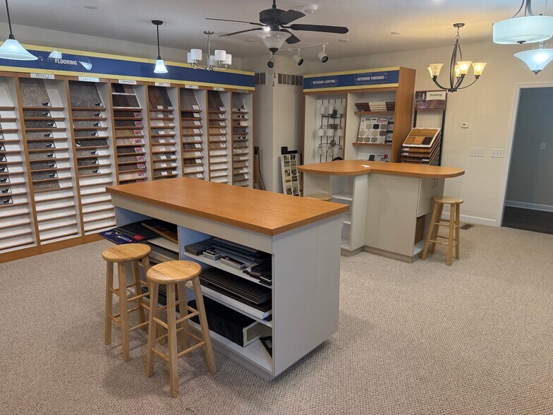 More Photos Of 12952 Frogtown Connector Rd, Walton Office For Lease