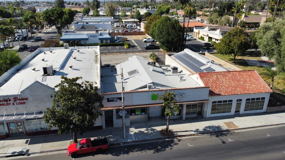 More Photos Of 408-414 E Florida Ave, Hemet Storefront Retail Office For Sale