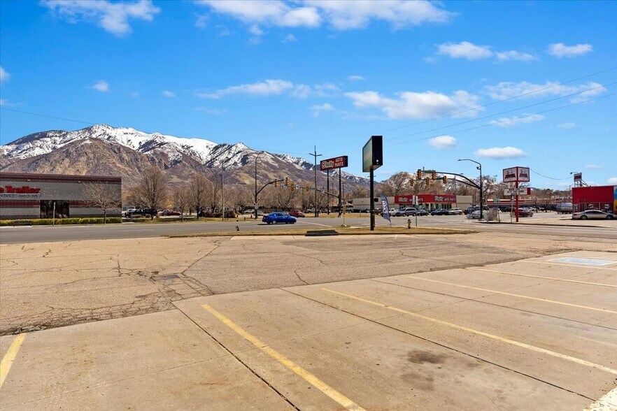 More Photos Of 3087 Washington Blvd, Ogden Freestanding For Sale