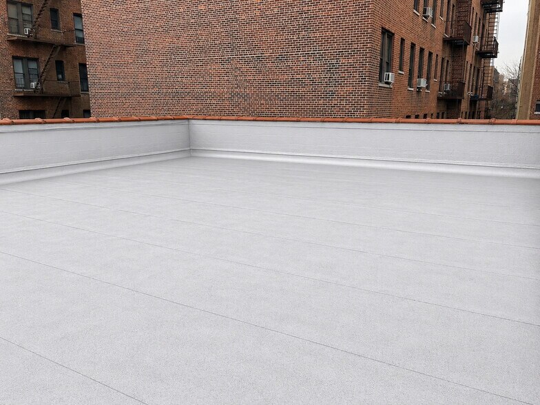 More Photos Of 4115 49th St, Sunnyside Apartments For Sale