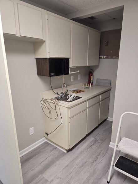More Photos Of 146 Horizon Ct, Lakeland Office Residential For Lease