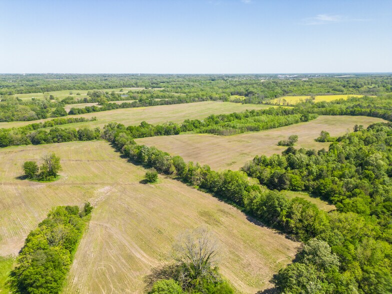 More Photos Of Highway 25 Bypass 333.77 Acres, Starkville Land For Sale