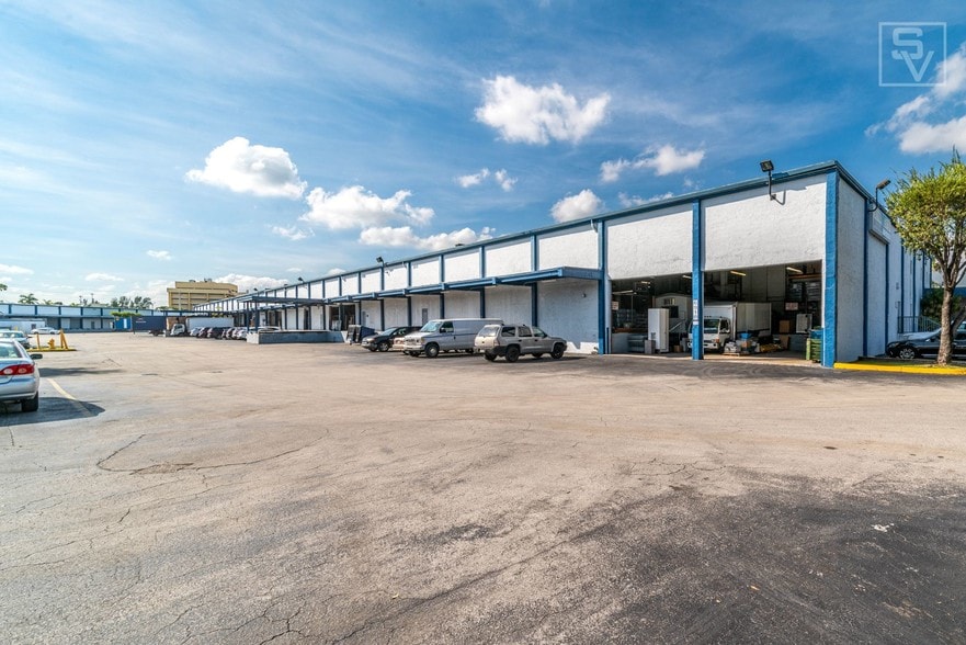More Photos Of 6950-7190 NW 12th St, Miami Warehouse For Lease
