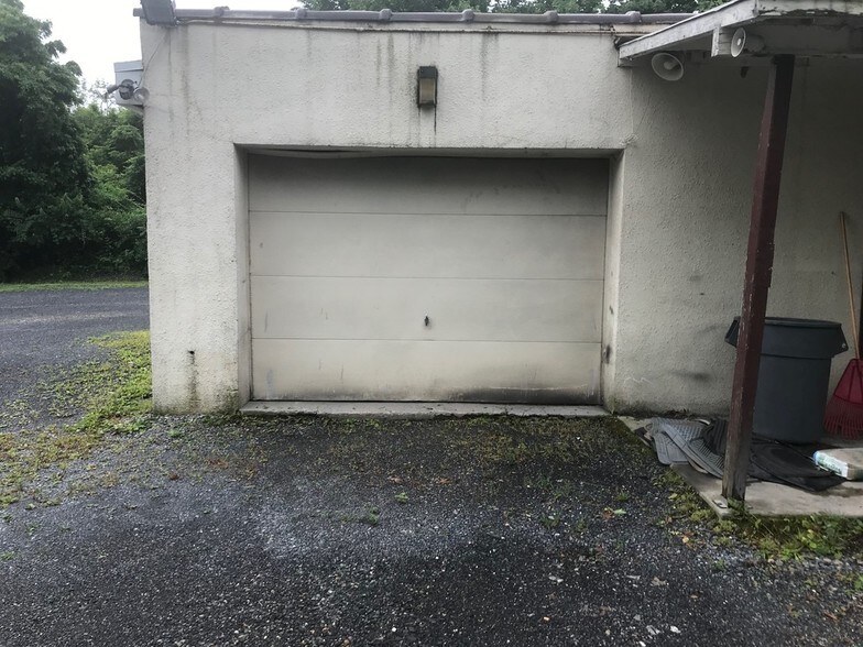 6510 Sullivan Trl, Wind Gap, PA 18091 Auto Dealership For Sale