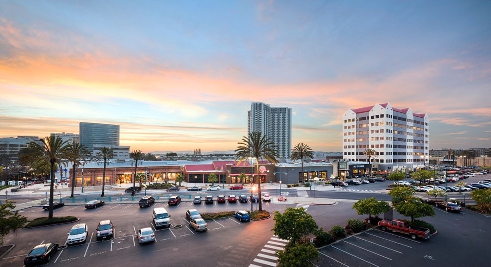 More Photos Of 6001 Shellmound St, Emeryville Office For Lease
