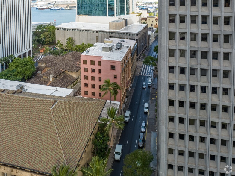 More Photos Of 119 Merchant St, Honolulu Loft Creative Space For Lease