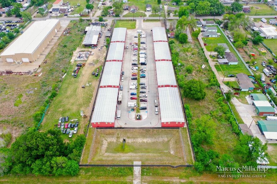 Primary Photo Of 5801 Breen Dr, Houston Warehouse For Sale
