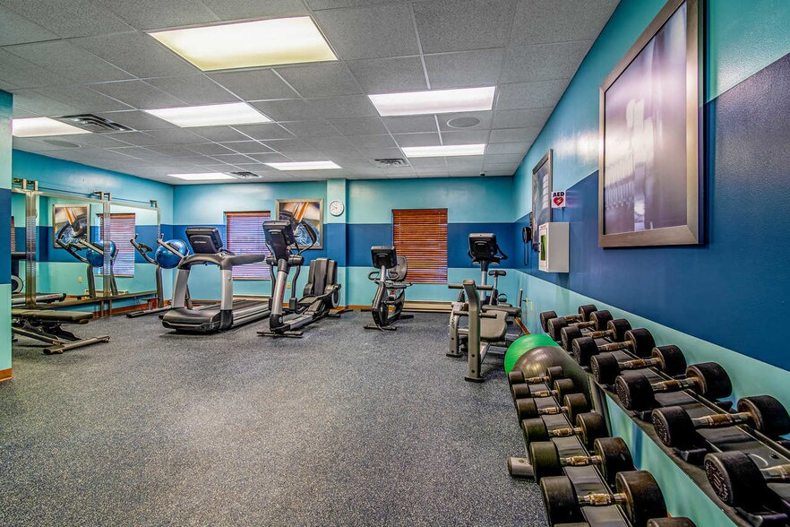 More Photos Of 3420 S Broadway, Minot Hotel For Sale