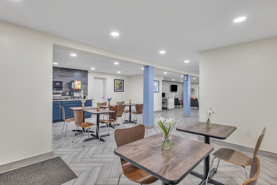 More Photos Of 2402 S Sterling St, Morganton Hotel For Sale