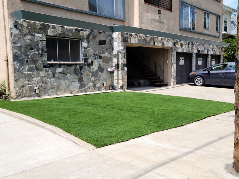 More Photos Of 407 Vernon St, Oakland Apartments For Sale