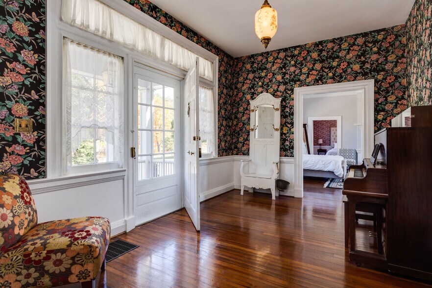 More Photos Of 4301 Longdale Furnace Rd, Clifton Forge Lodge Meeting Hall For Sale