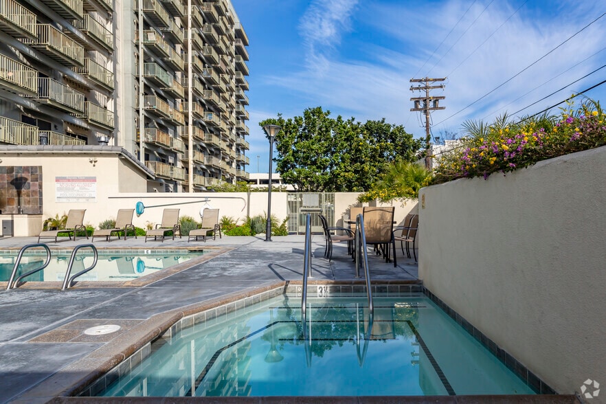 More Photos Of 801 National City Blvd, National City Apartments For Sale