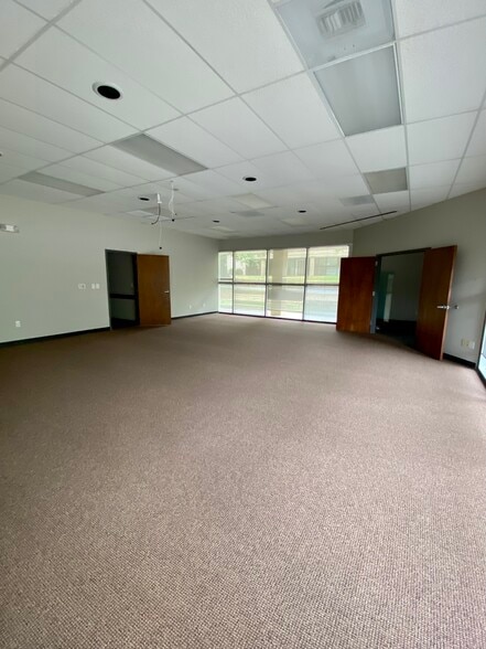 More Photos Of 7817 National Service Rd, Greensboro Office For Lease