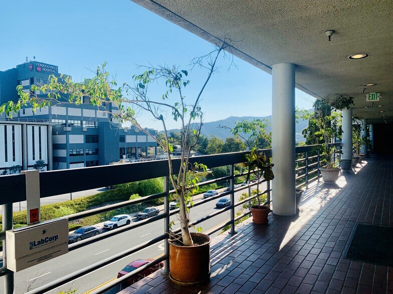 More Photos Of 1809 Verdugo Blvd, Glendale Medical For Sale