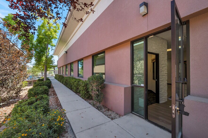 More Photos Of 5588 S Fort Apache Rd, Las Vegas Medical For Lease