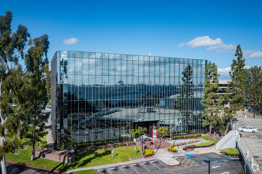 Primary Photo Of 5800 S Eastern Ave, Commerce Office For Lease