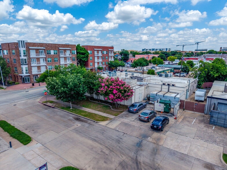 More Photos Of 1065 W Magnolia Ave, Fort Worth Office For Sale