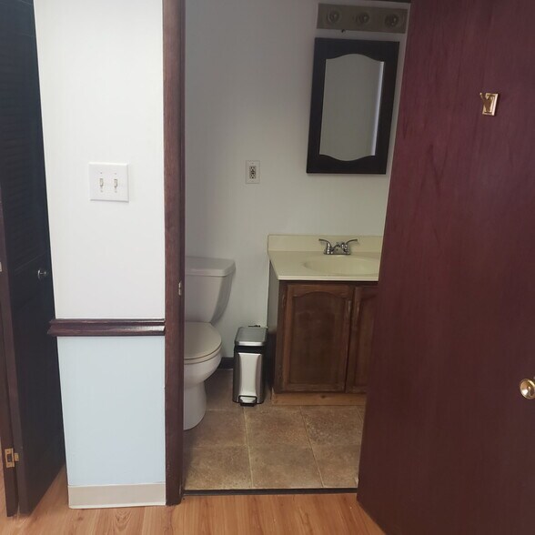More Photos Of 600 Park Ave, Monongahela Office For Lease