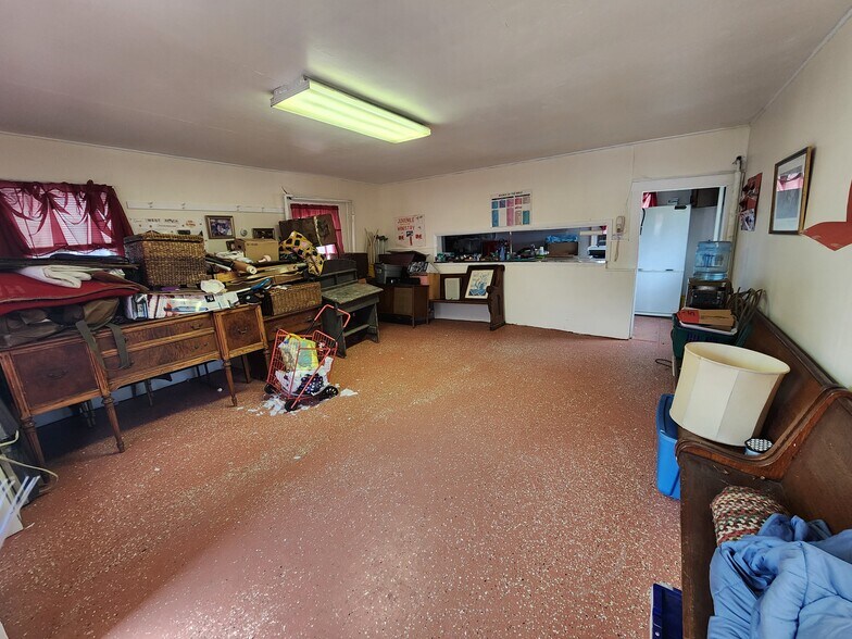 More Photos Of 19 Co 518 Rt, Montgomery Specialty For Sale