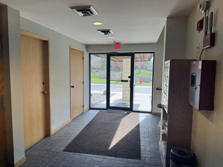 More Photos Of 3055 Plymouth Rd, Ann Arbor Office Residential For Sale