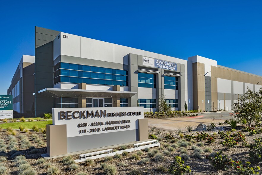 More Photos Of 4278 N Harbor Blvd, Fullerton Warehouse For Lease