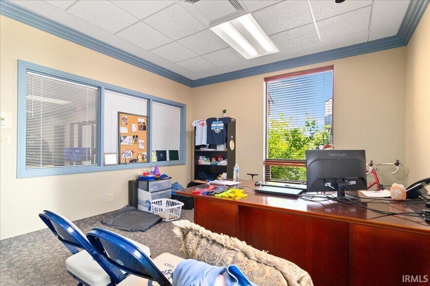 More Photos Of 410 Morton st, Oakland City Office For Sale