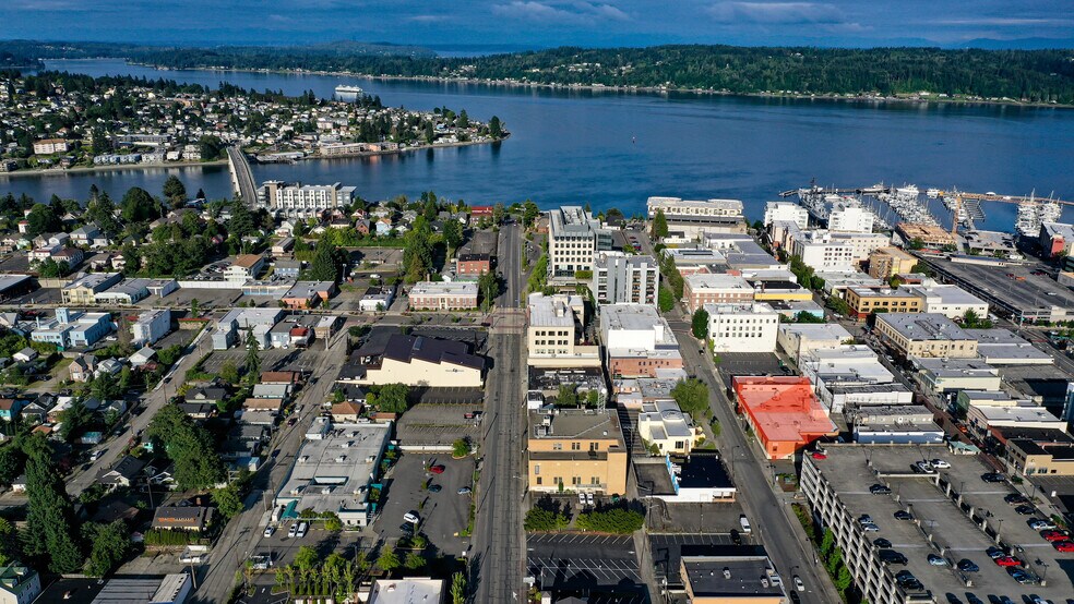 More Photos Of 545 5th St, Bremerton Office For Lease
