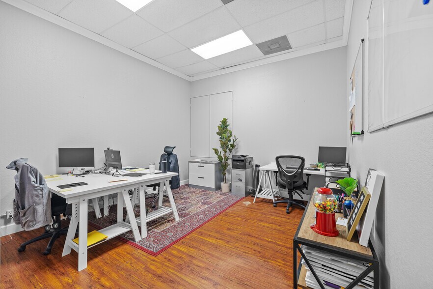 More Photos Of 3104 N Armenia Ave, Tampa Coworking Space